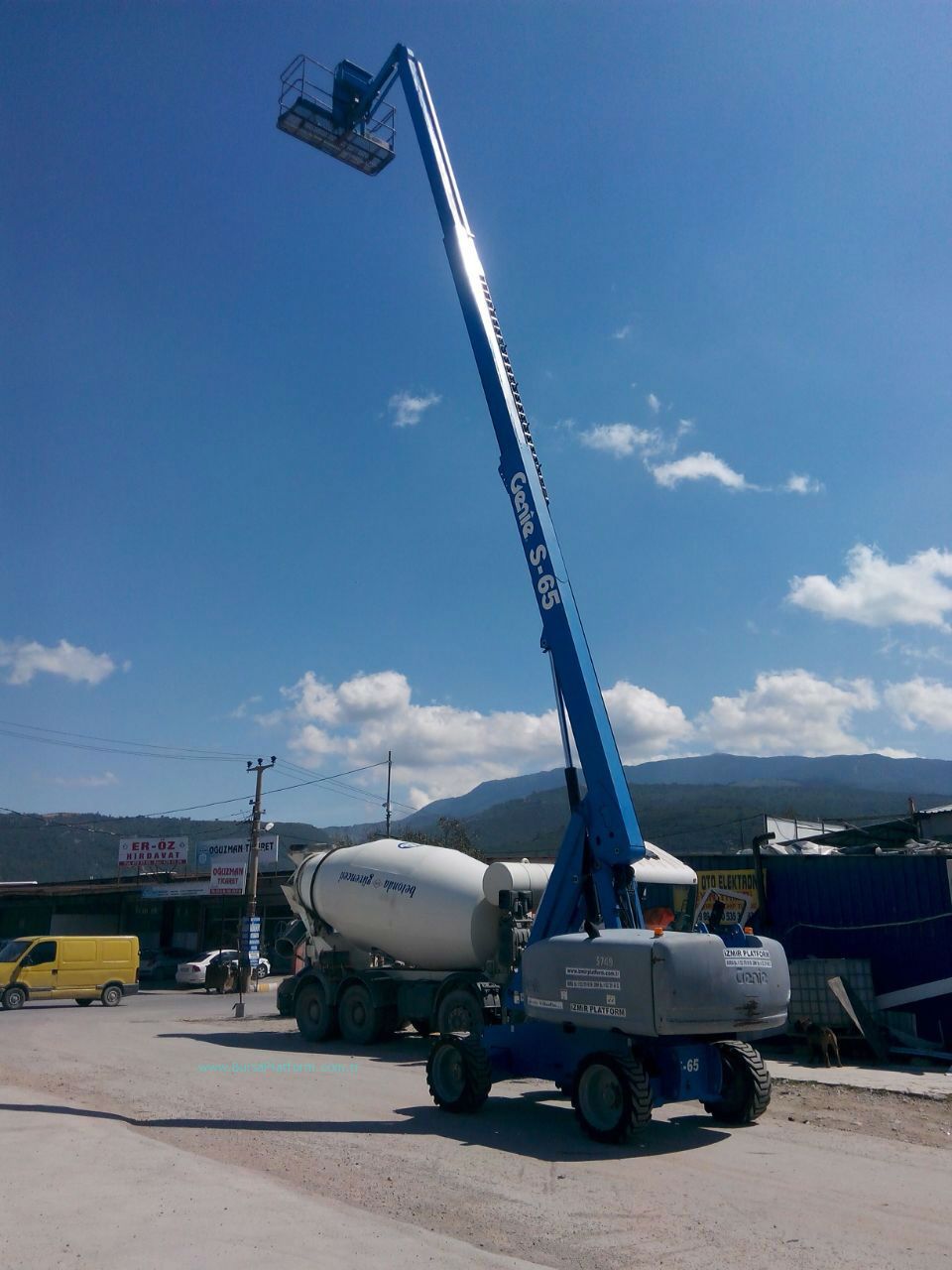 Urla Menlift Kiralama